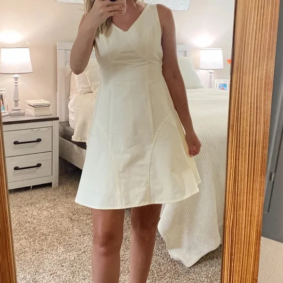 Love Addie Lyn 100% Cotton Sleeveless Elastic Back Butter Yellow Mini Dress - Picture 2 of 6